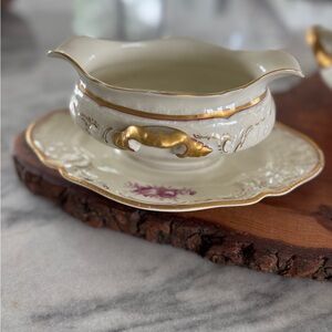 Elegant 1950’s German Fine Porcelain China Ivory & Gold Gravy Boat with Saucer